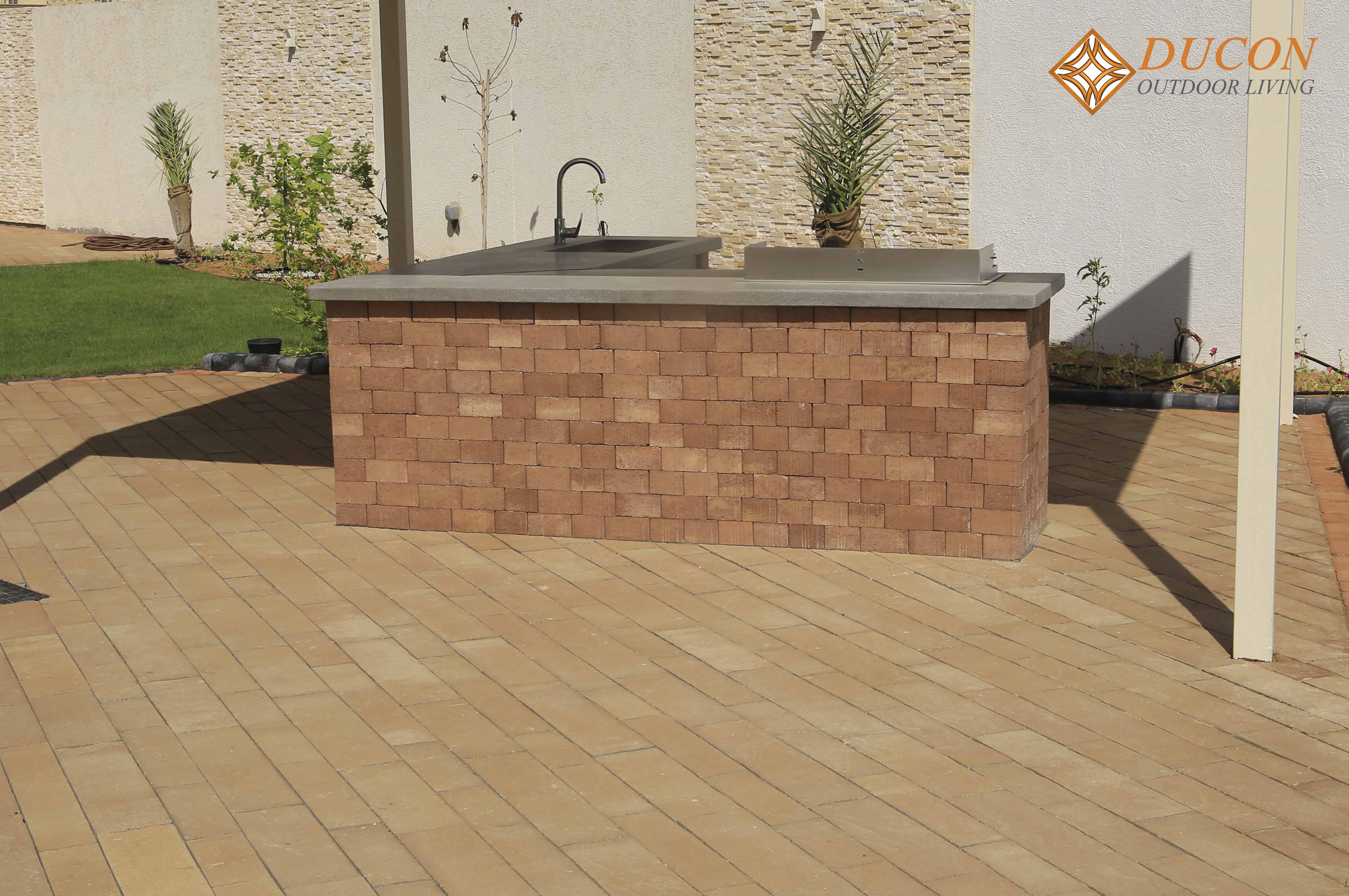 Outdoor barbeque